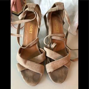 Used but in good condition. Just need cleaning